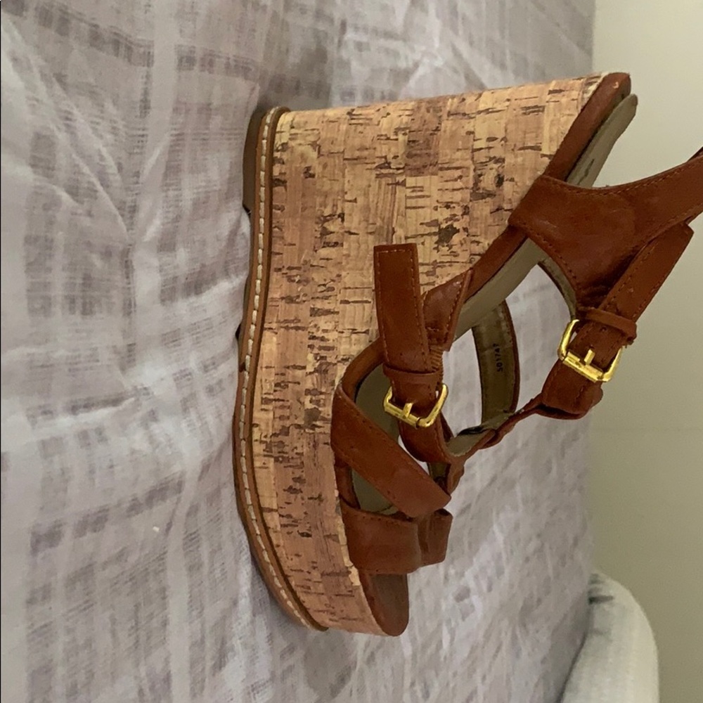 Wedges - Picture 5 of 8